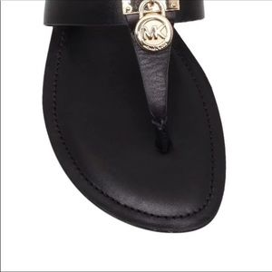 Michael Kors Leather Sandals 👡
